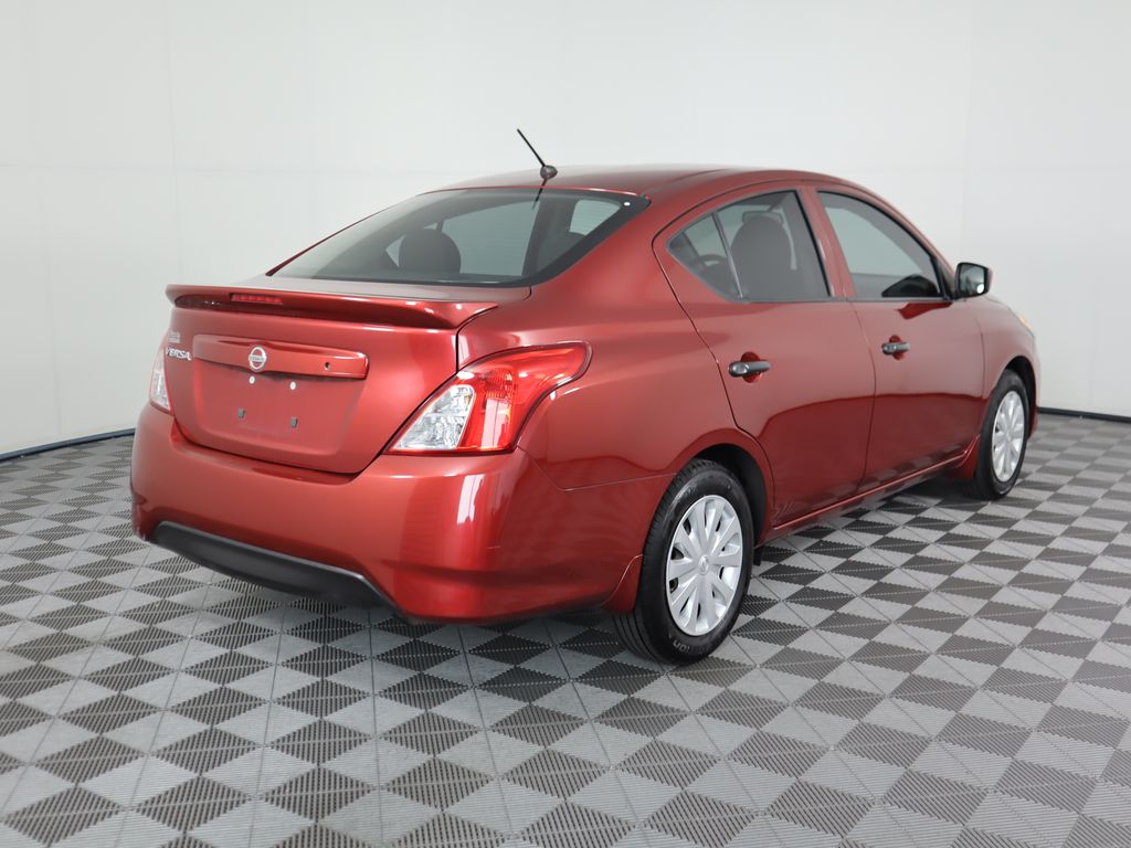 Thumbnail: 2017 Nissan Versa - 5