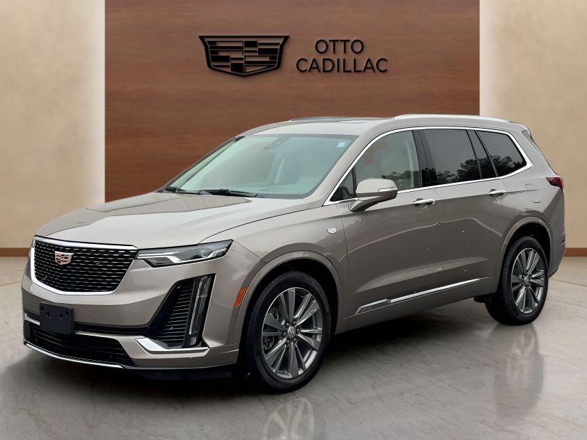 used 2022 Cadillac XT6 car, priced at $34,500