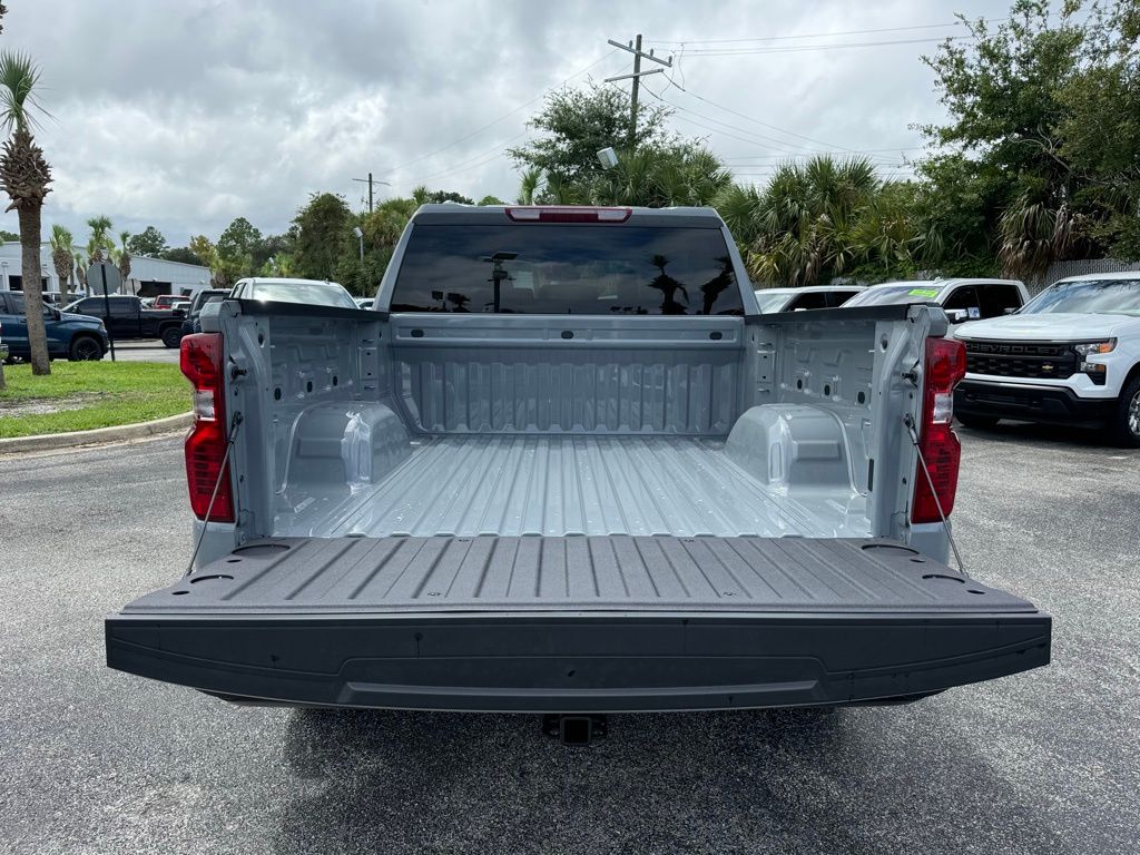 2024 Chevrolet Silverado 1500 WT 13