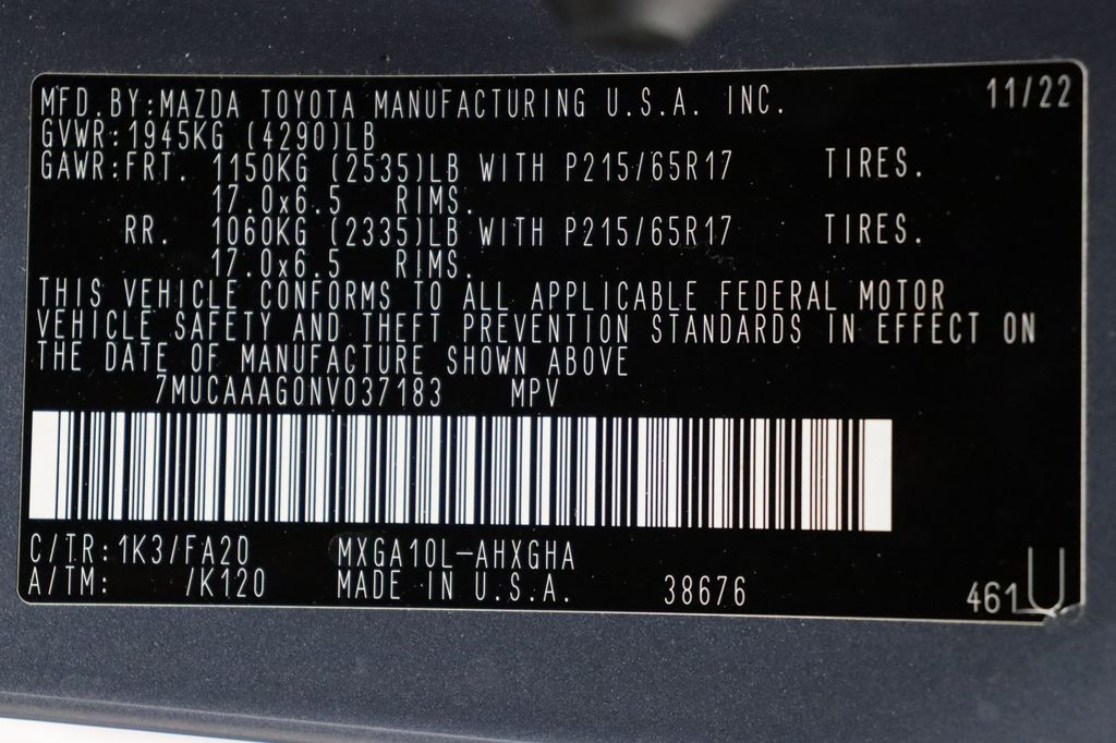 2022 Toyota Corolla Cross LE 17