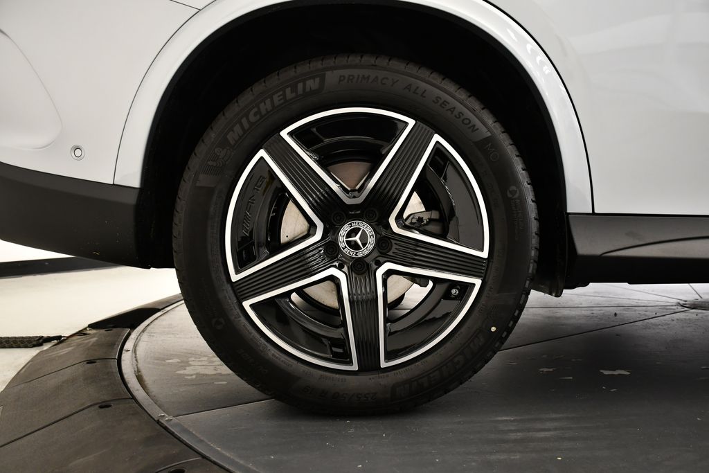 Thumbnail: 2026 Mercedes-Benz GLC - 15