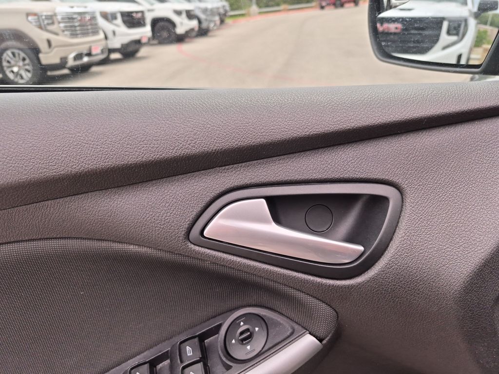 Used Car 2013 Ford Focus  Se For Sale Under $10,000 In Austin, Texas