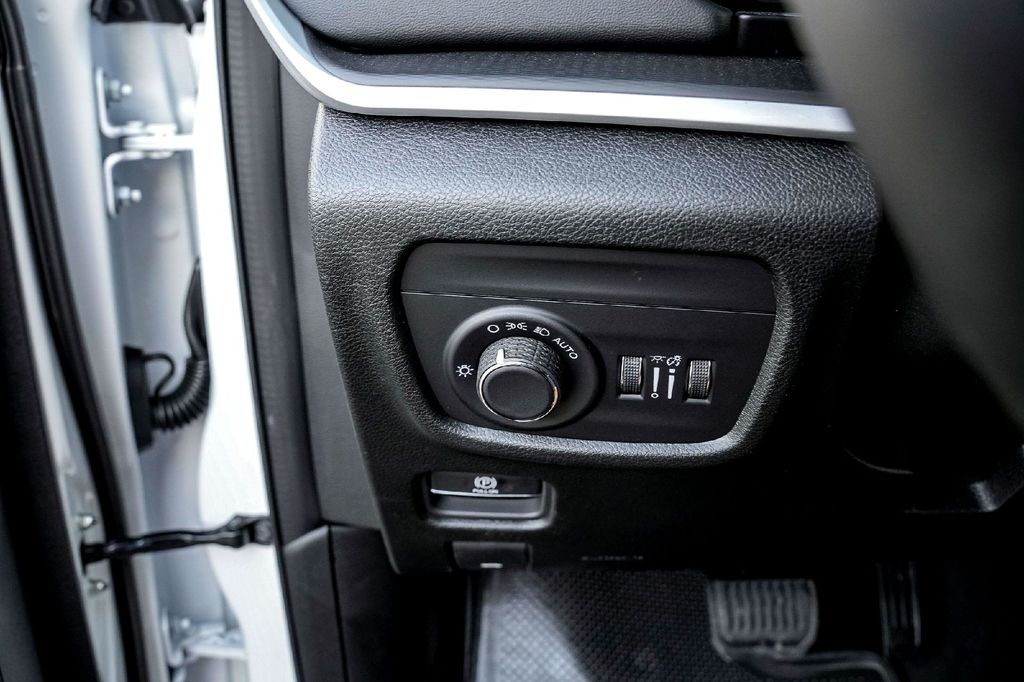 New Car 2025 Jeep Grand Cherokee  Altitude X For Sale Under $40,000 In Taylor, Texas