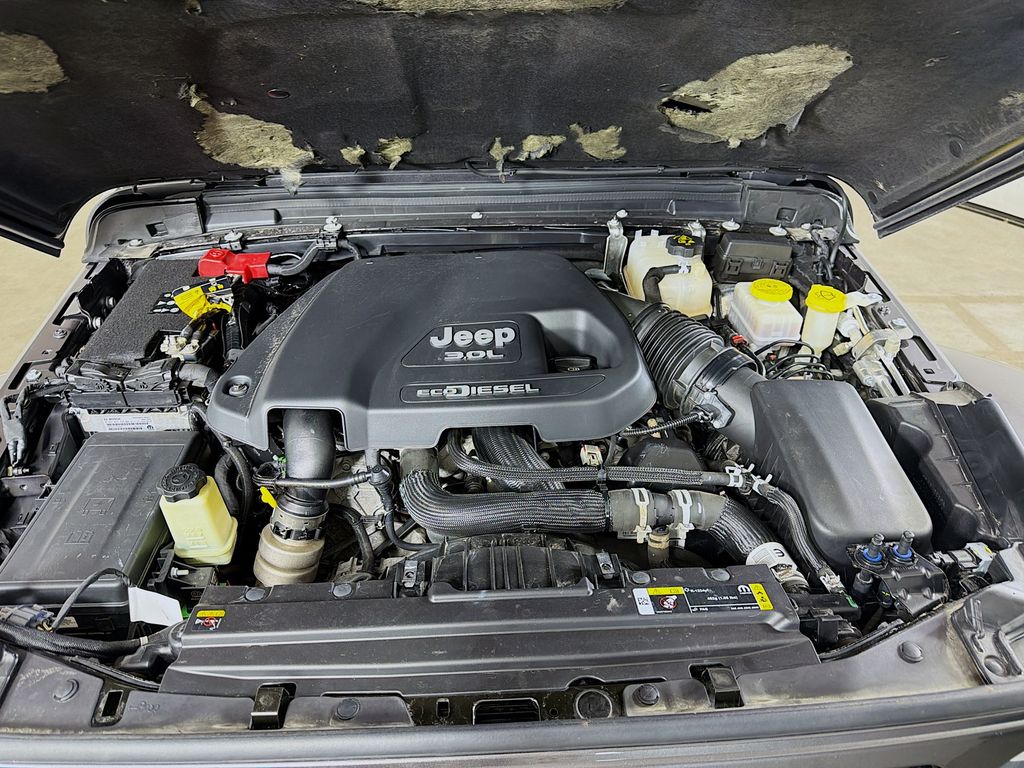 Used 2021 Jeep Wrangler SUV