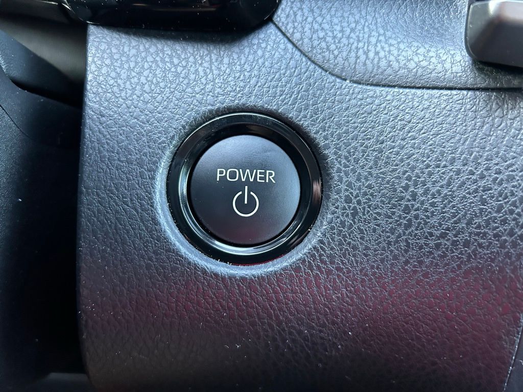 Thumbnail: 2025 Toyota Camry - 28