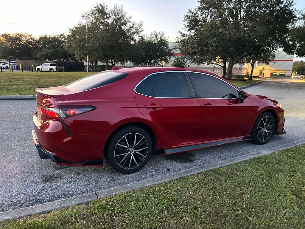 Thumbnail: 2021 Toyota Camry - 5