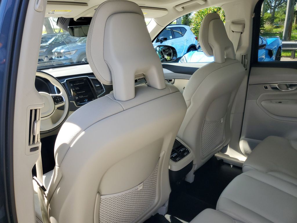 used 2021 Volvo XC90 car, priced at $24,995