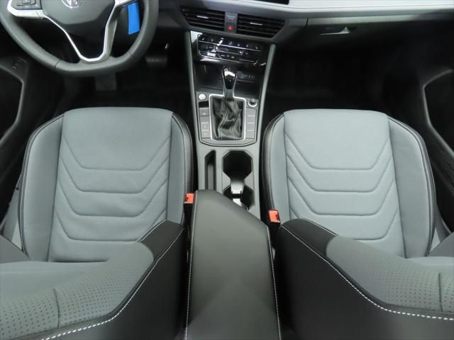 Thumbnail: 2026 Volkswagen Jetta - 16