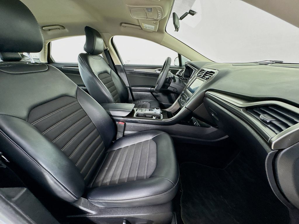 Used Car 2017 Ford Fusion  Se For Sale Under $12,000 In Austin, Texas