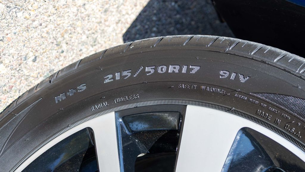 Used 2022 Nissan Sentra SV 4D Sedan