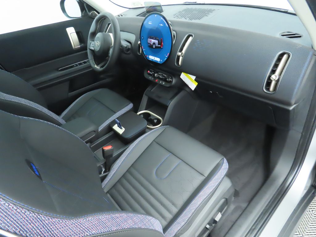 2025 MINI Cooper Countryman Base 20