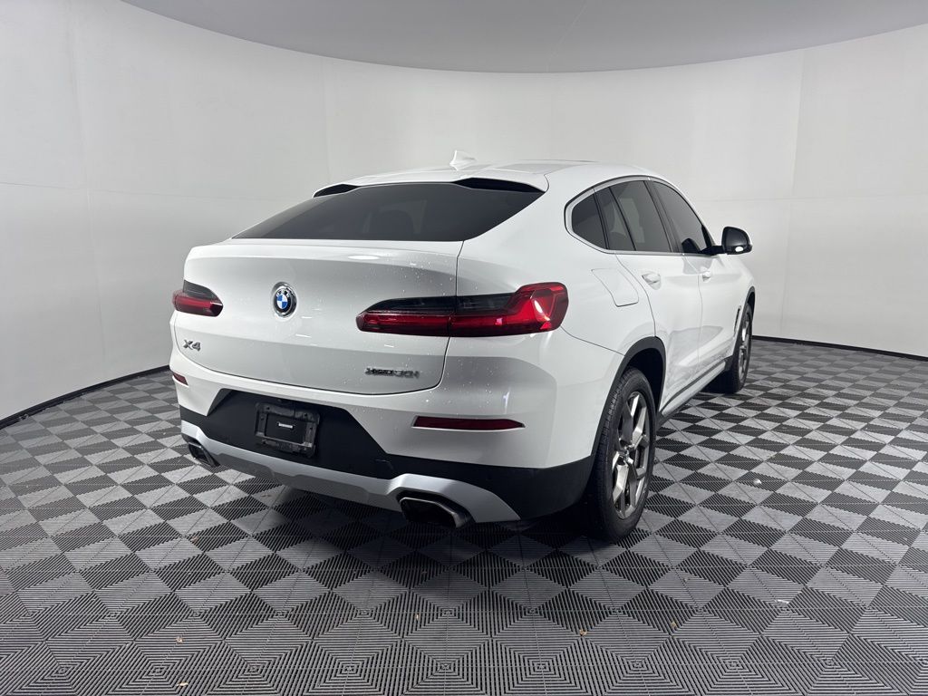 Thumbnail: 2023 BMW X4 - 5