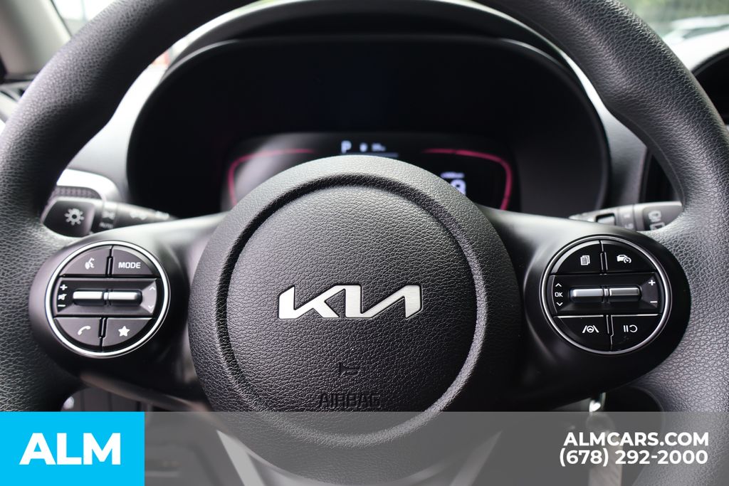 Used 2025 White Kia LX image 29