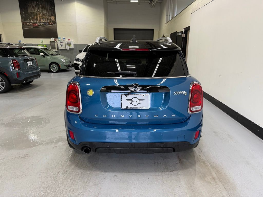 2018 MINI Cooper Countryman S E 4