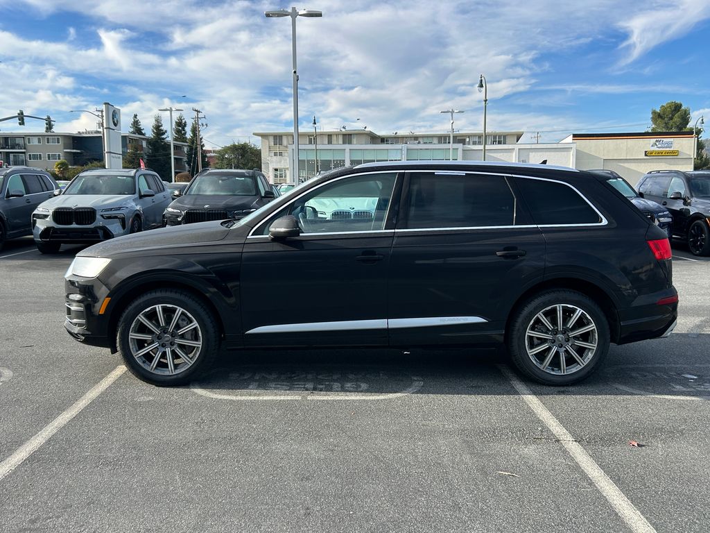 Thumbnail: 2018 Audi Q7 - 2