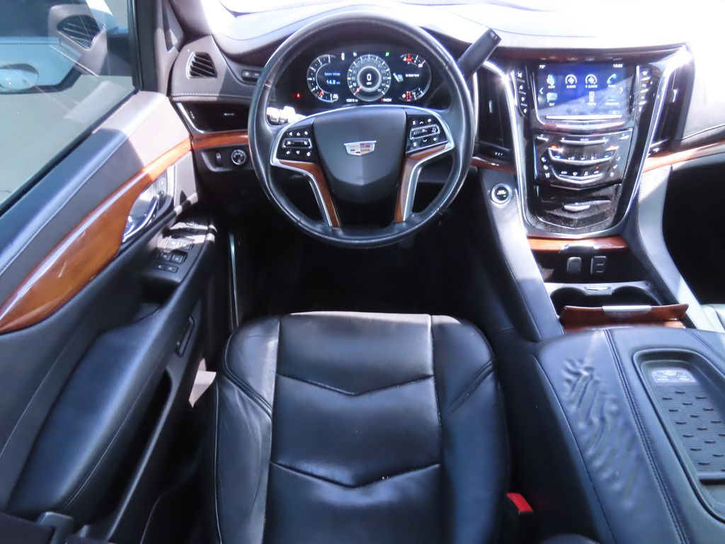 Thumbnail: 2016 Cadillac Escalade - 5