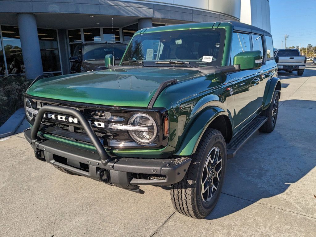 2024 Ford Bronco Outer Banks