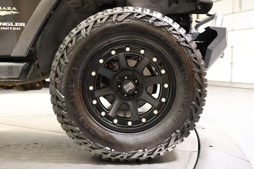 Thumbnail: 2013 Jeep Wrangler - 12