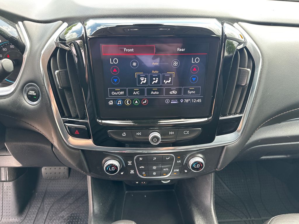 Used Car 2021 Chevrolet Traverse  Rs For Sale Under $30,000 In Austin, Texas