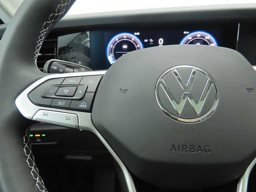 Thumbnail: 2025 Volkswagen Tiguan - 12