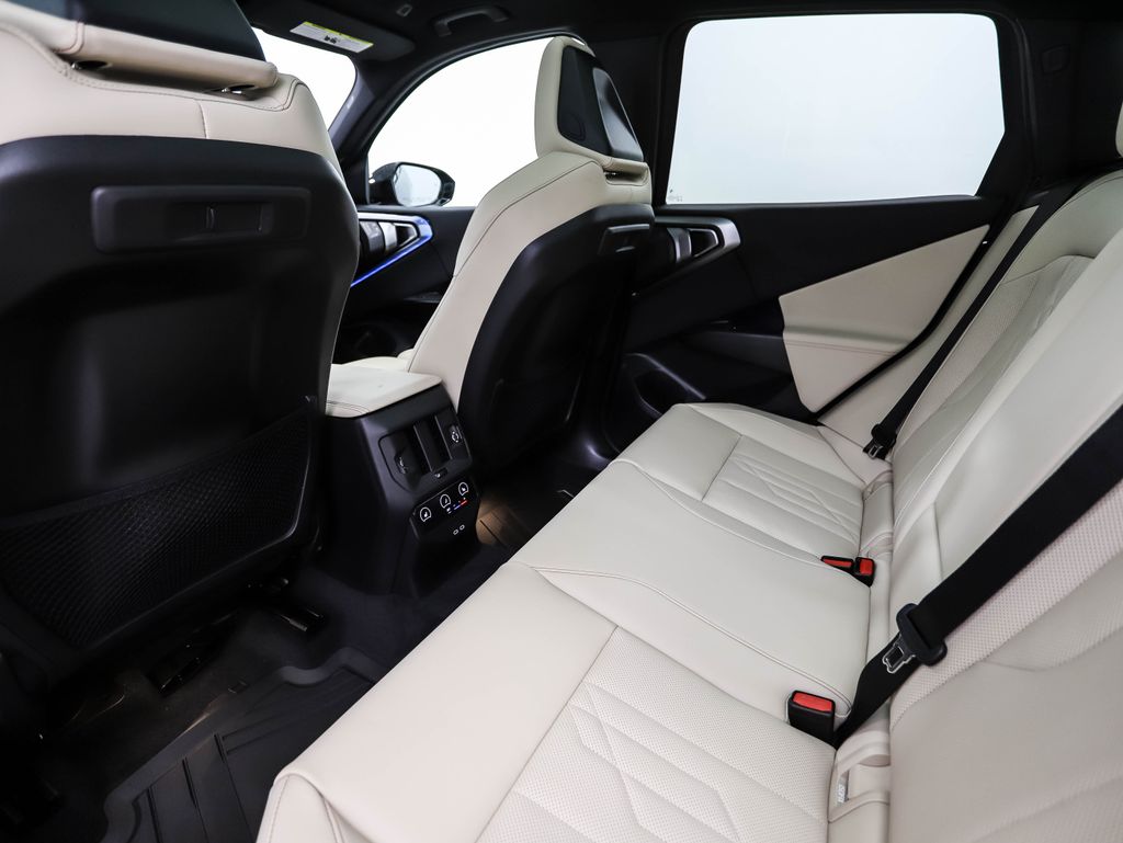 Thumbnail: 2026 BMW X3 - 22