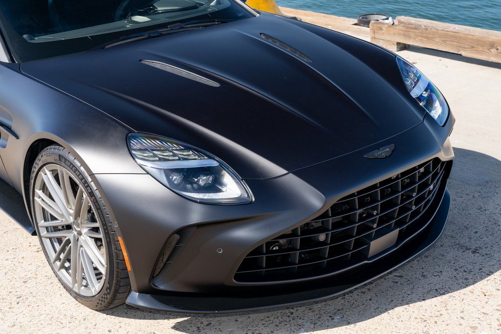 2026 Aston Martin Vantage Base - Photo 9
