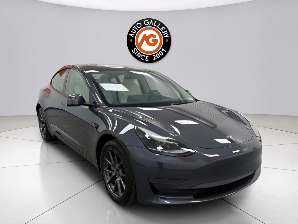2023 Tesla Model 3 RWD
