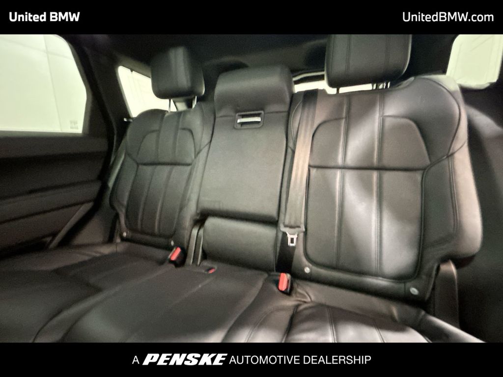 Thumbnail: 2016 Land Rover Range Rover Sport - 21