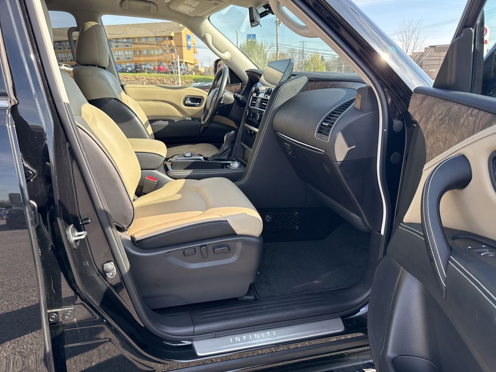 Used 2024 Infiniti QX80 SUV