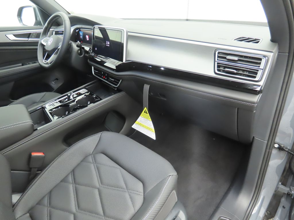 Thumbnail: 2026 Volkswagen Atlas - 17