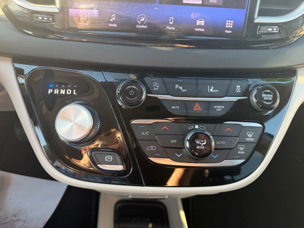 2023 Chrysler Pacifica Touring L Black at Klick Lewis Buick Chevrolet