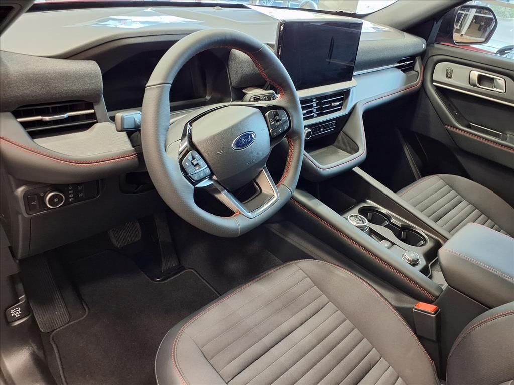 2026 Ford Explorer ST-Line - 7