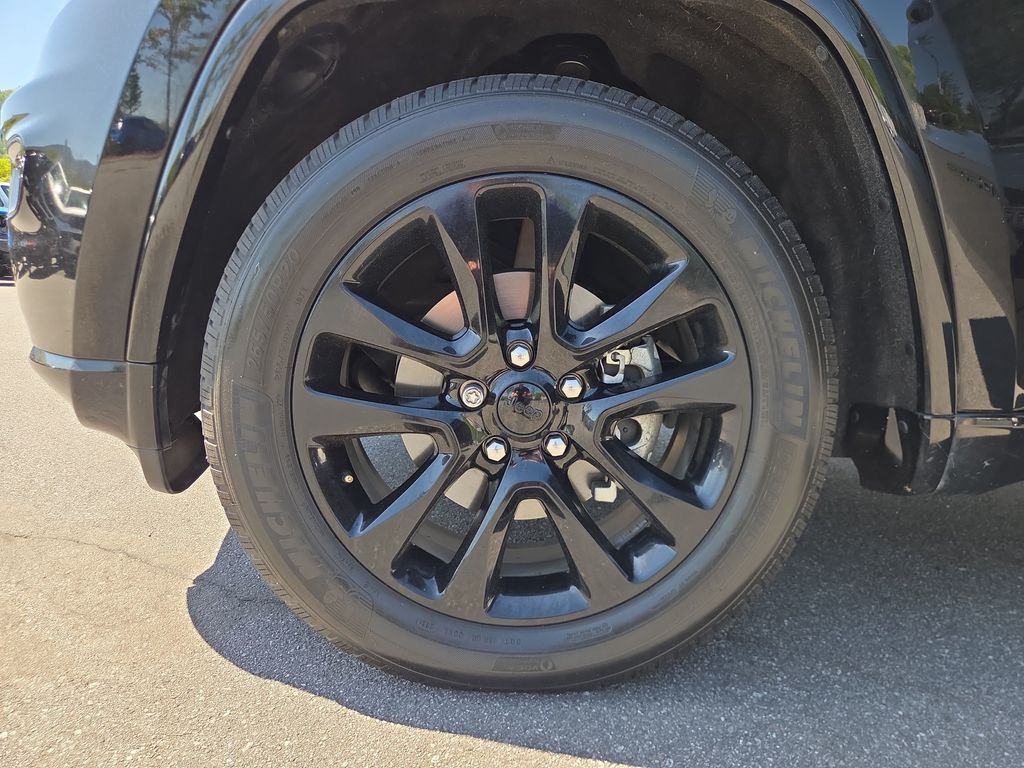 used 2019 Jeep Grand Cherokee car, priced at $18,711
