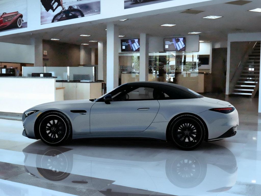 Thumbnail: 2027 Mercedes-Benz SL-Class - 32