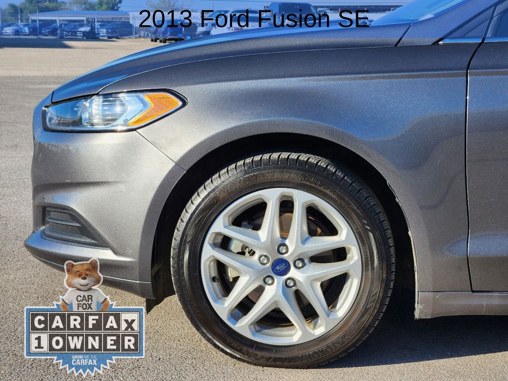 2013 Ford Fusion SE 8