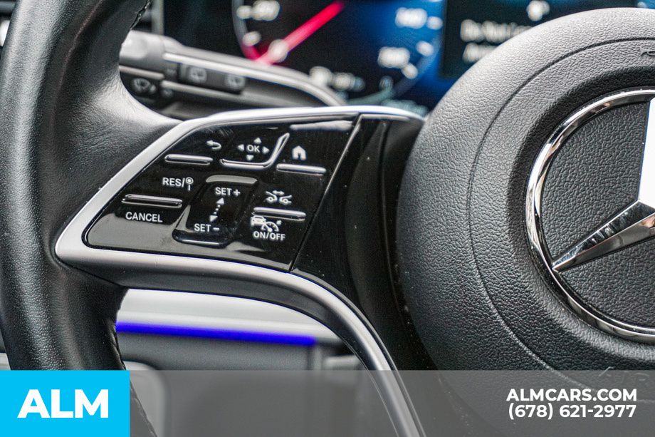 Used 2025 Black Mercedes-Benz GLE 350 image 29