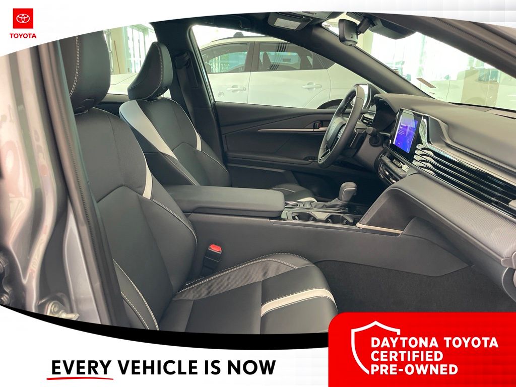 2026 Toyota Camry SE - Photo 35