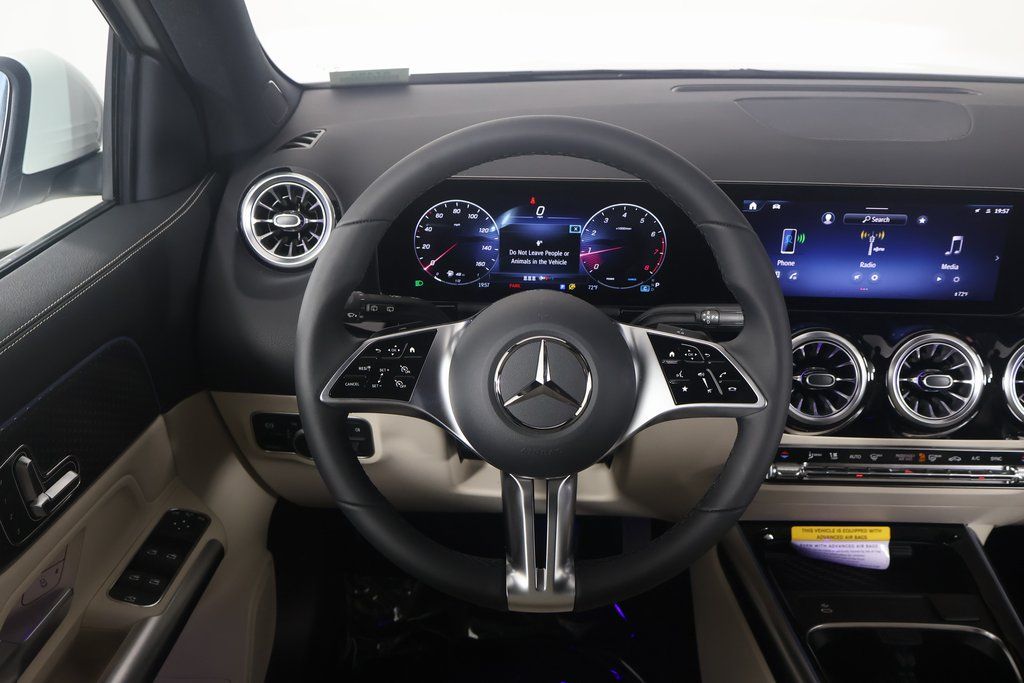 2025 Mercedes-Benz GLA 250 3