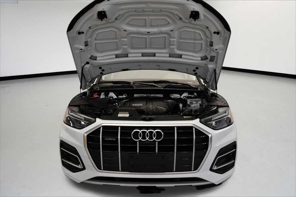 Thumbnail: 2024 Audi Q5 - 12