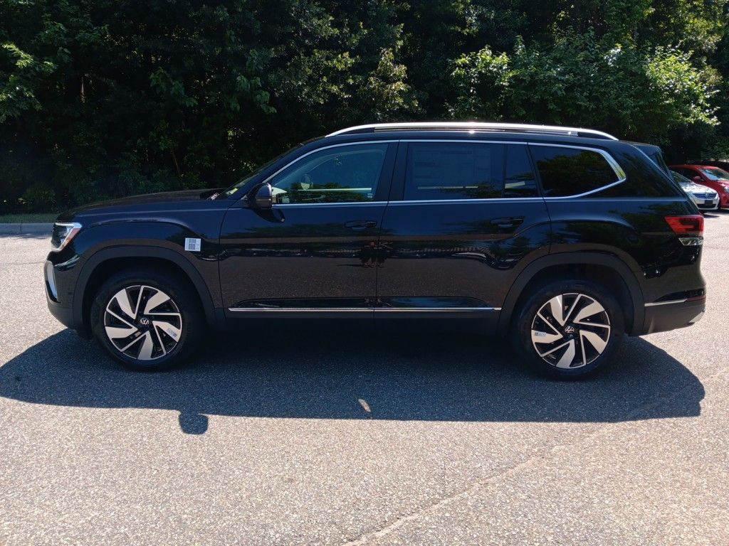 2024 Volkswagen Atlas 2.0T SEL 2