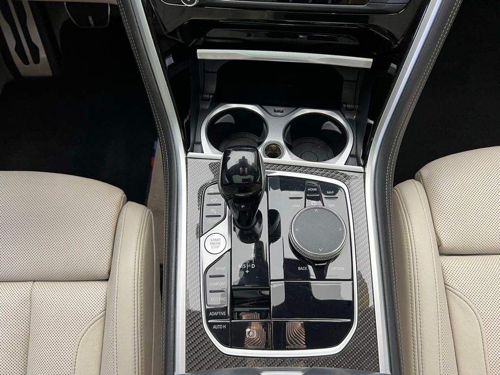 Thumbnail: 2023 BMW 8 Series - 12
