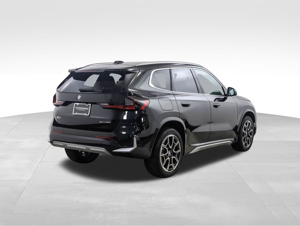 Thumbnail: 2026 BMW X1 - 5