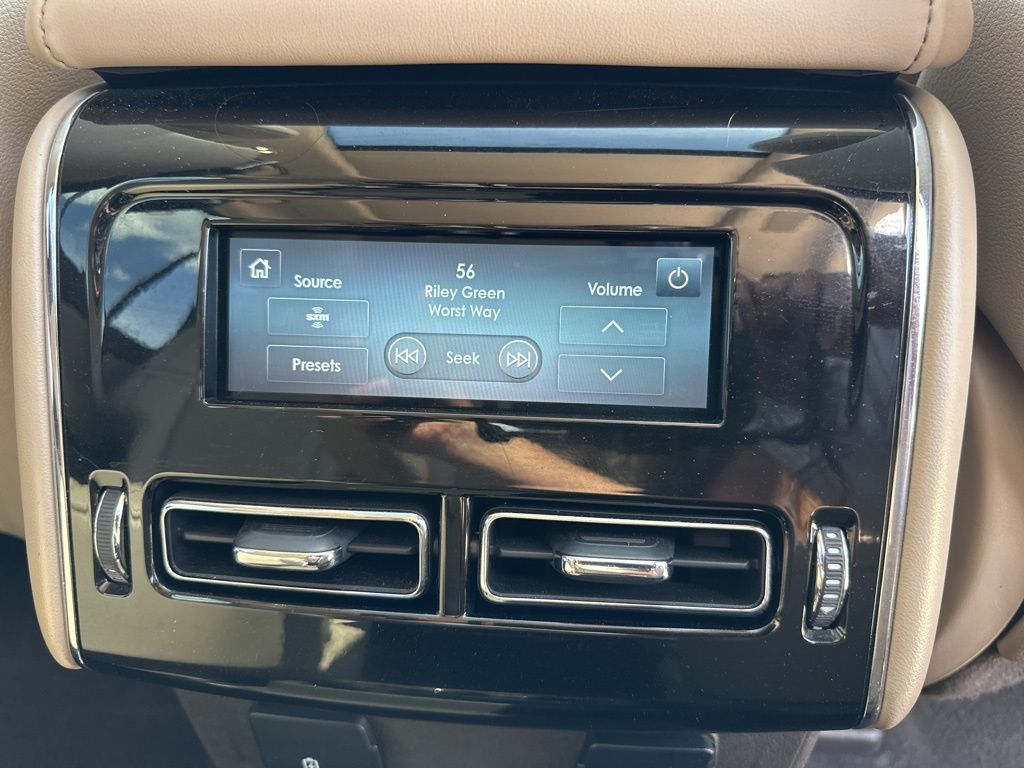 2021 Pristine White Lincoln Aviator Reserve AWD SUV