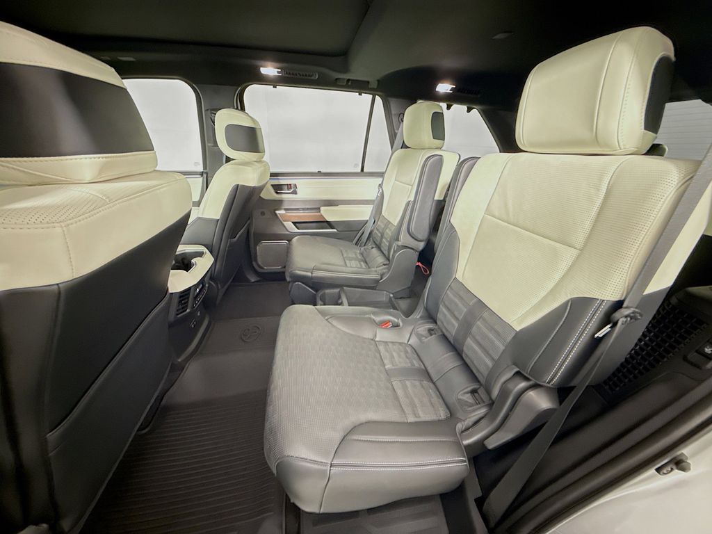 Thumbnail: 2024 Toyota Sequoia - 25