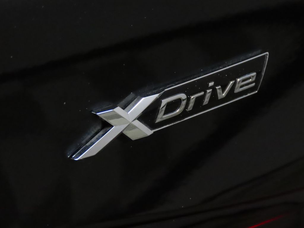 Thumbnail: 2022 BMW 5 Series - 9