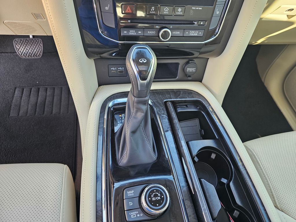 2021 INFINITI QX80 LUXE 18