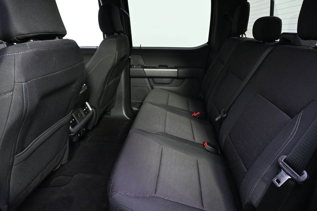 New 2025 Black Ford XLT Hybrid image 21