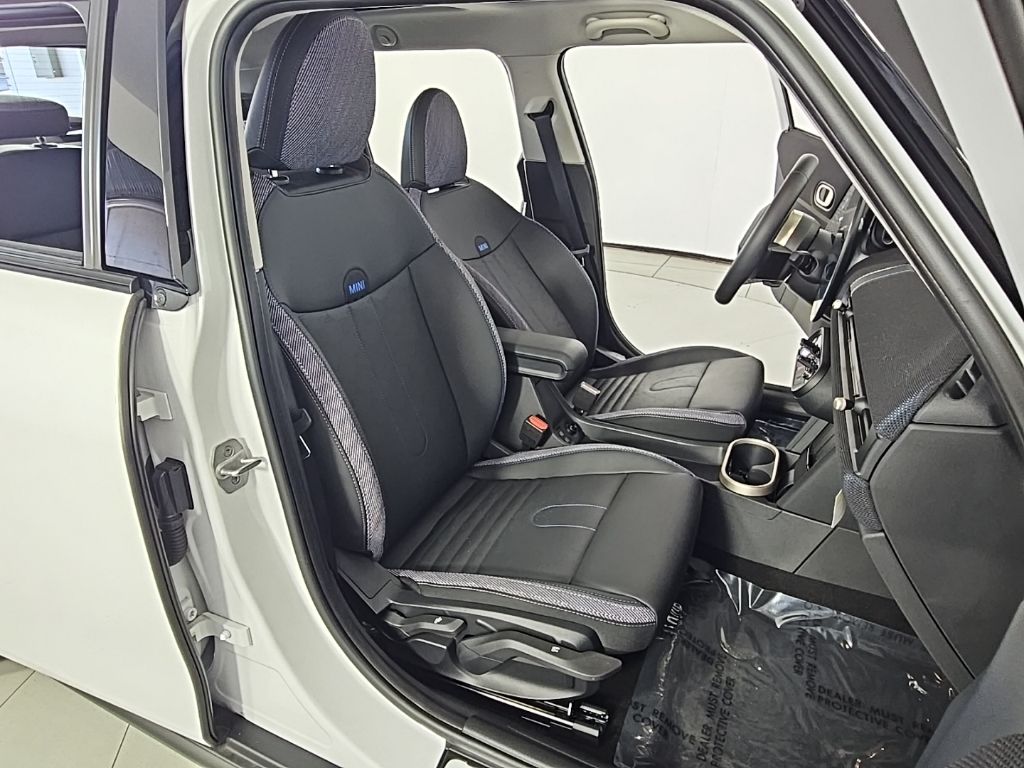 Thumbnail: 2025 MINI Cooper - 19