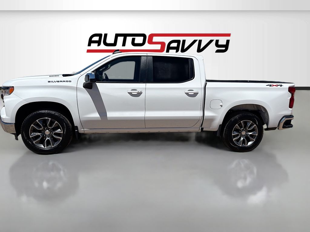 Used 2024 White Chevrolet LT image 4