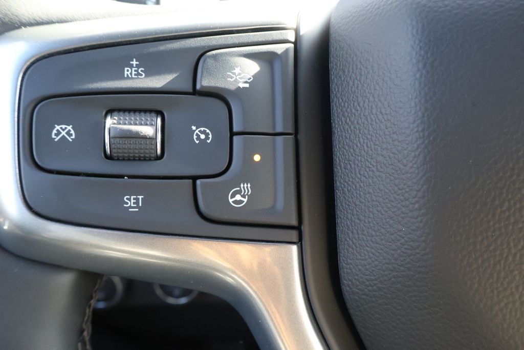 Thumbnail: 2024 Chevrolet Silverado 1500 - 32